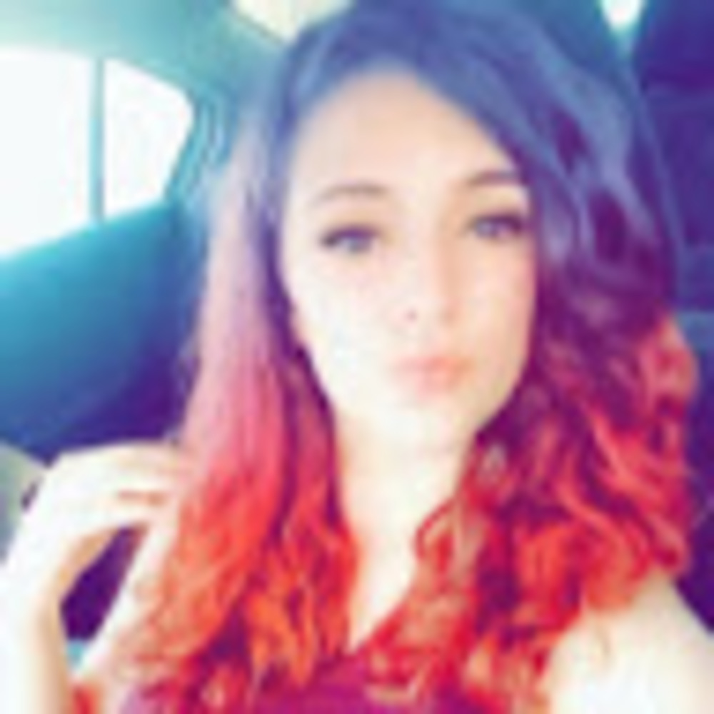 Meet your Posher, Caitlin